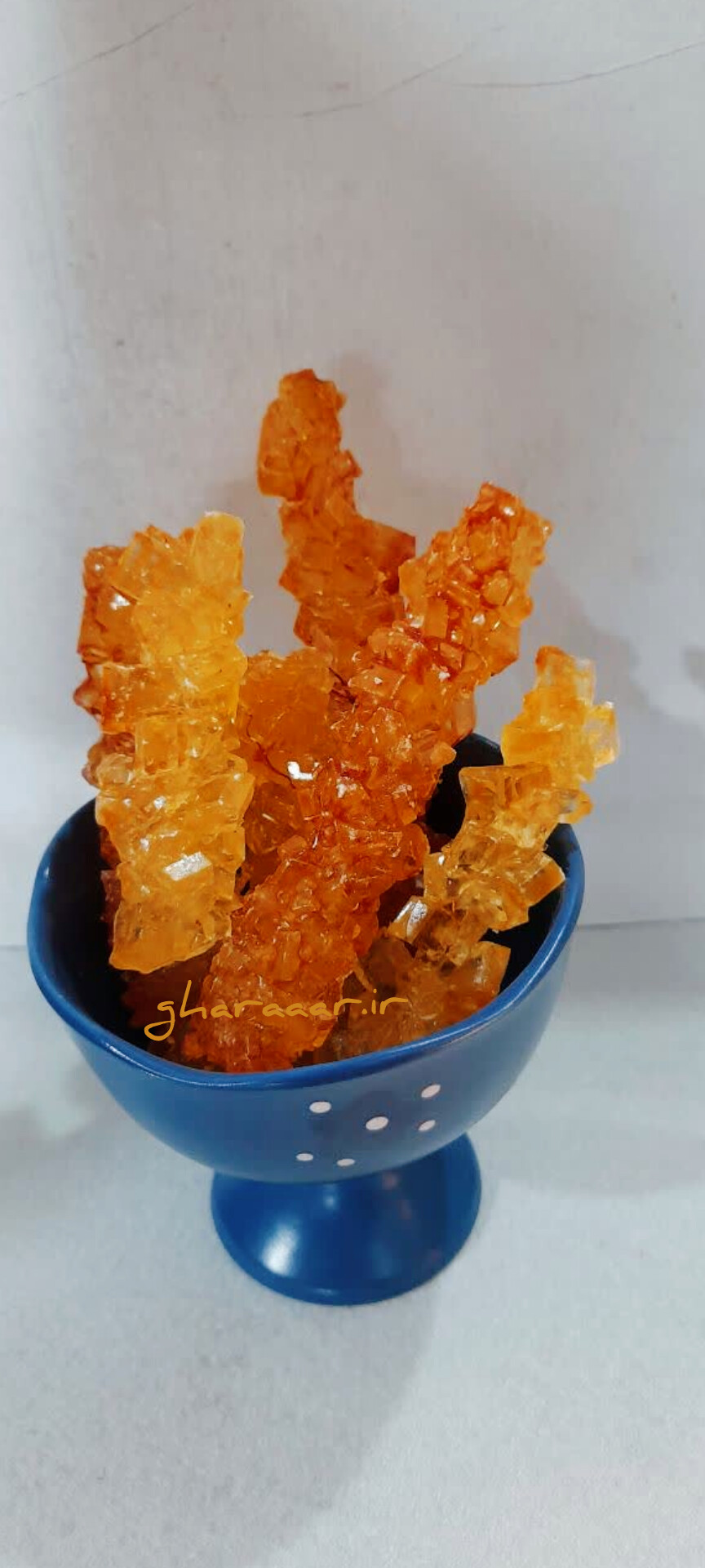 شاخه نبات زعفرانی