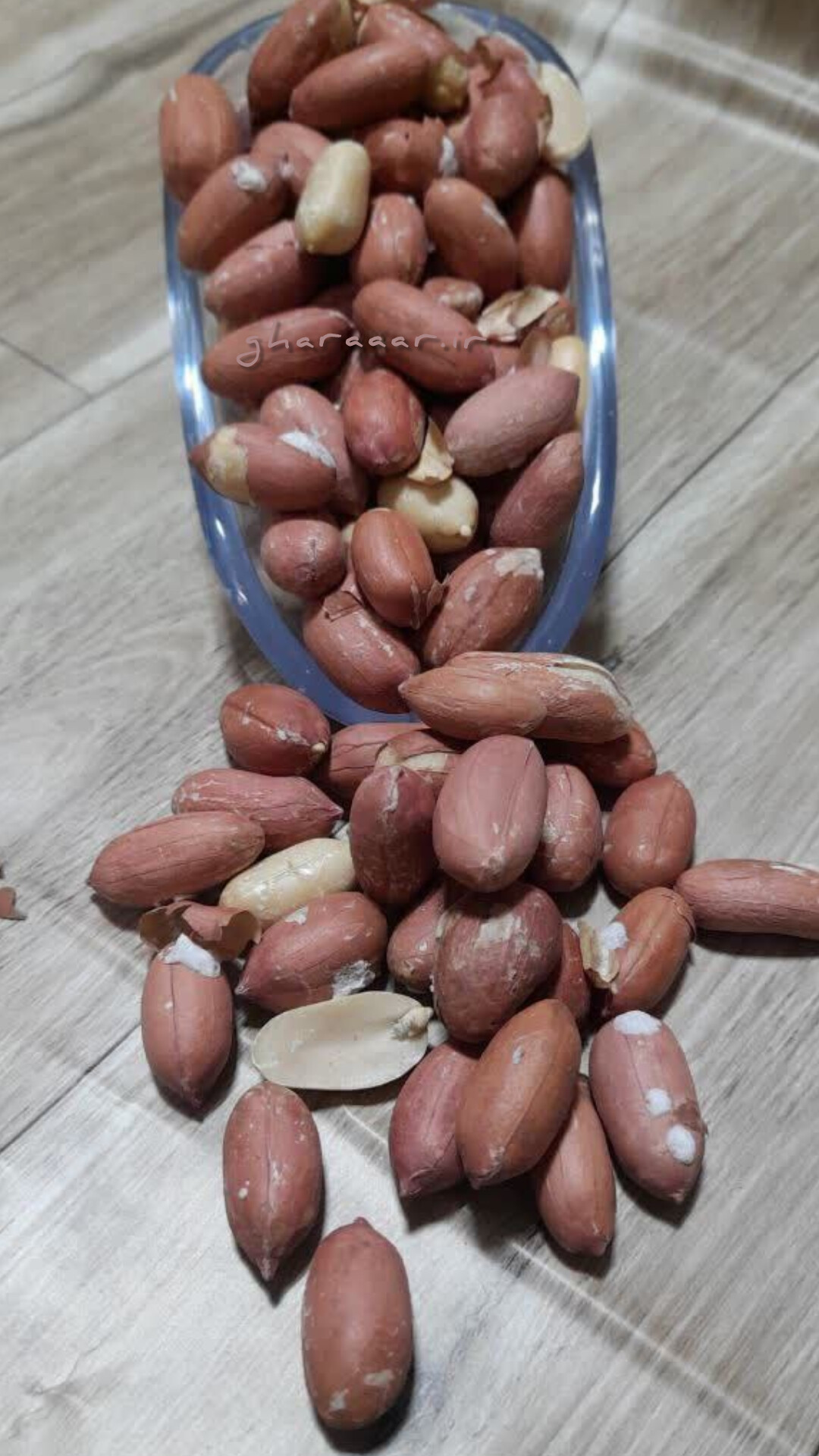 مغز بادام زمینی آستانه