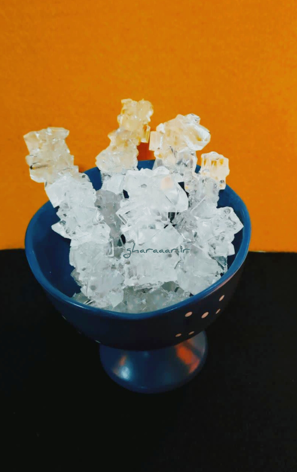 شاخه نبات سفید